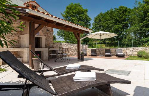 Villa Natasha - charming Istrian villa with private heated pool - Foto 6