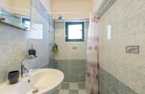 Ellie Villa - Foto 21