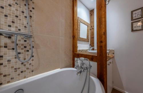 Medieval cottage in rural village - Duke's Lodge - Photo 22