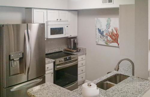 Destin's Dancing Cloud - Prime Location Condo Close to Beach - Foto 7