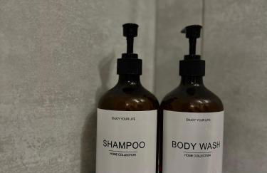 Appartement 12 min Paris - Parking Privé Gratuit - Wifi - Netflix - Balcon - Foto 8