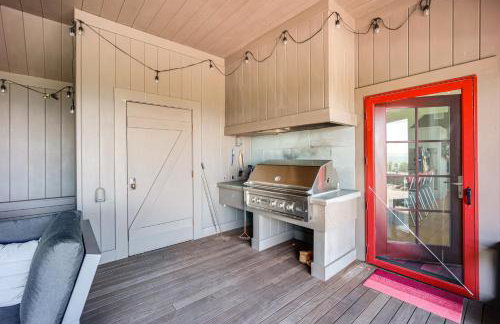 Group-Friendly Newbury Stunner Home Gym, Hot Tub! - Foto 29