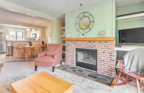 Walk to Bolton Valley Resort Condo with Mtn Views! - Foto 5