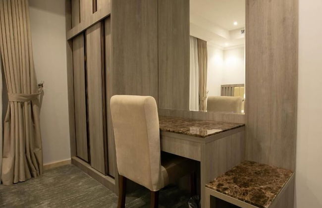 NARS Plus Al Basateen - Foto 6