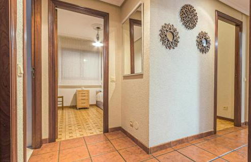 Stunning Apartment In Gijón With Wifi - Foto 8