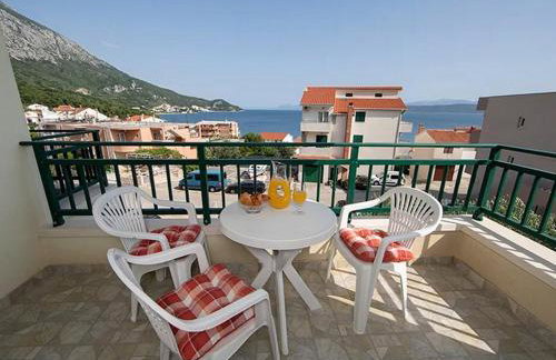 Apartments by the sea Igrane, Makarska - 17292 - Photo 25
