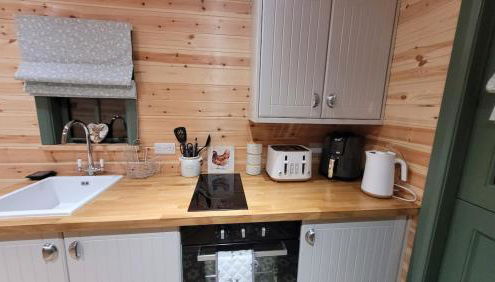 Cater Tober Haven - Photo 4