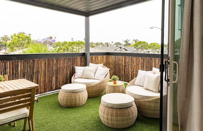 Mediterranean Modern Steps to Beach Dining w Spa - Photo 56