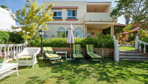 Charming villa in Sanlúcar de Barrameda with private pool - Photo 3