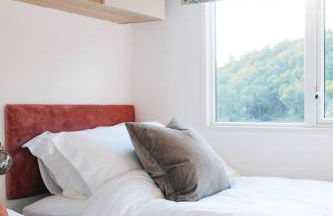 Foxglove Lodge - Photo 3