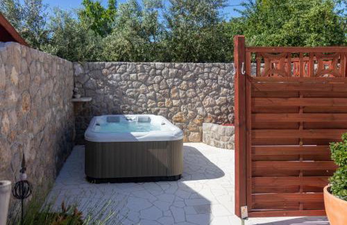 Holiday - Therapy - Foto 19