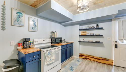 12 Mi to Beach! Cozy Cove with Patio in Newport - Foto 1