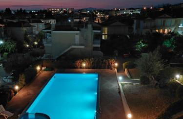 Gerakini 2BR Apt with Shared Pool - Foto 1