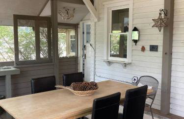 Amenities Galore Sweet Lil Bungalow in Sheridan - Foto 13