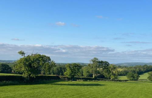 2 Guests Studio - Free Parking - Stunning Views - Foto 1