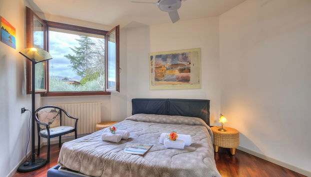 Mirabella Lake View & Private Parking - Foto 3, Habitación