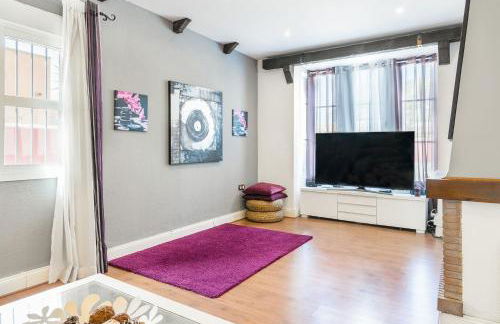 Villa Marty - Mayores De 25 Años - Foto 13