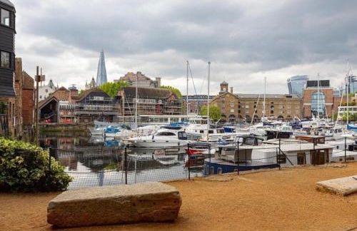 Amazing Marina-Overlooking 1Bed - Photo 1