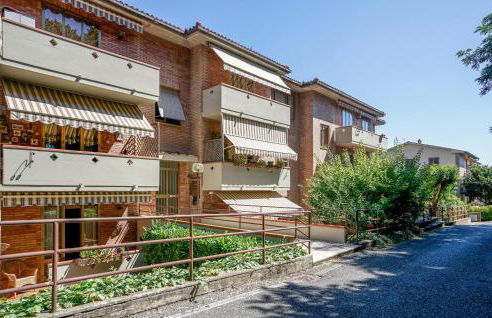 Amazing Apartment In Monteriggioni - Foto 10