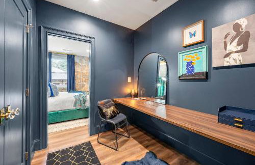 Opulent Loft on Main St -Walk to Stone Mtn Park! - Foto 17