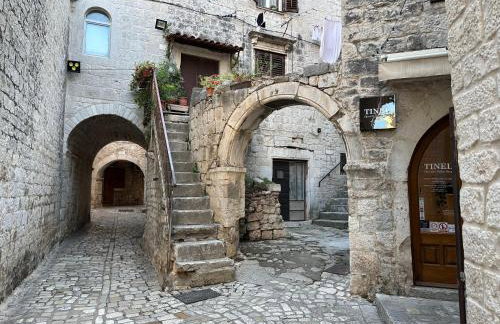 Luxury Seaside Villa with a classic Mediterranean Olive Garden, a fully equipped Professional Kitchen, Pool, Sauna, Padle Boards and Canoe - Miolin Beach House - Photo 69