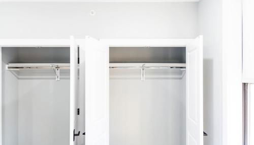 Stylish Two Bedroom Apartment with Free Indoor Parking - Foto 5