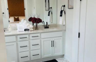 Stylish Austin Getaway - Central Location - Foto 10