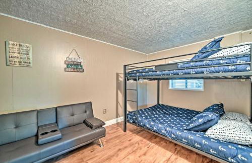 Lake Barkley Home Private Dock, Kayaks, Fire Pit! - Foto 13