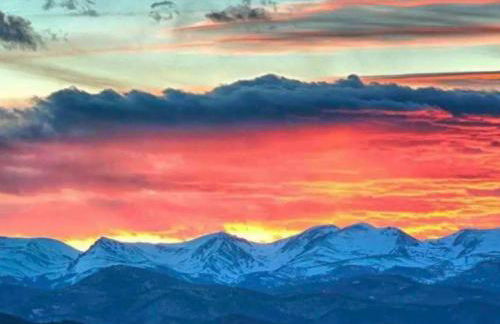 Mountain Top Luxury Red Rocks Hot tub Sauna Views - Photo 2