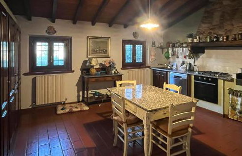 Awesome Home In Quiesa - Foto 46