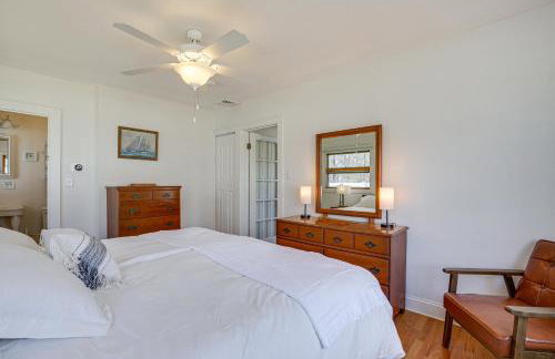 1 Mi to Beach! Family Gloucester Gem with Yard - Foto 13