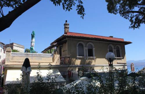 CAPTAIN'S HOUSE Lovran - 4 stars - no neighbors - Photo 38