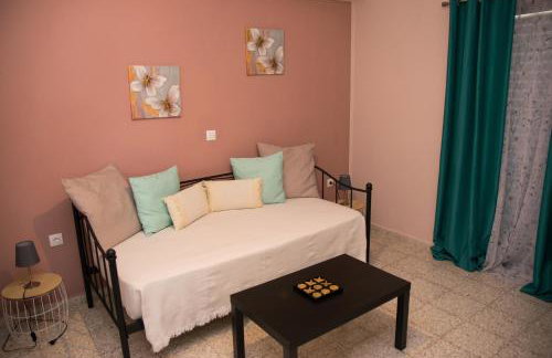 Lilia-RentalApartments - Photo 53