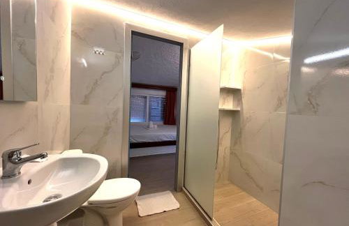 Haus Niko Apartments and Suites - Foto 49