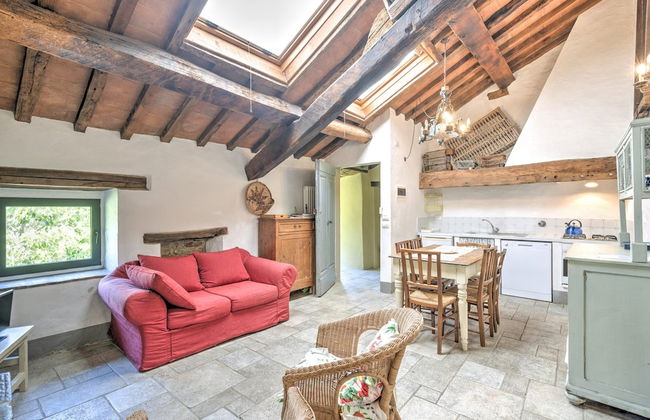 Tuscan Charm With Pool & Views - Foto 15