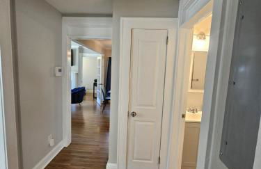 Gorgeous 3BR Home with Backyard - Foto 4