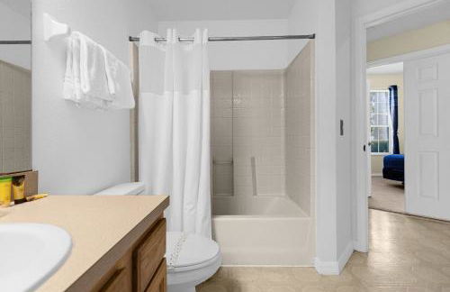 1061 Lake Berkley 4 Bed with Pool&Spa - Foto 22