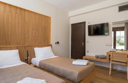 Villa Wisdom - Elegant & Homely with Pool, Galatas - Photo 6