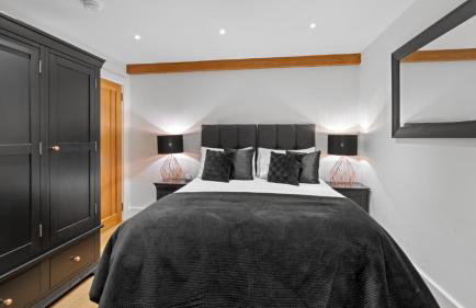 The Studio Cottage - Photo 13