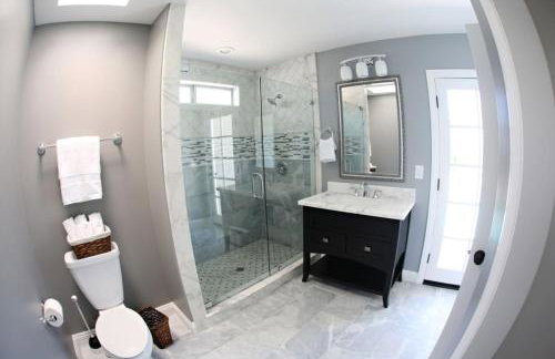 Stunning 8 bedroom 6 bathroom Pool Home - Foto 49
