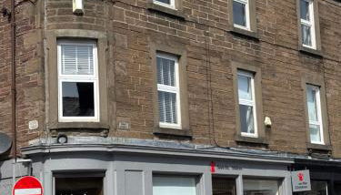 Taylor Close - Spacious Central Ferry Flat - Photo 5