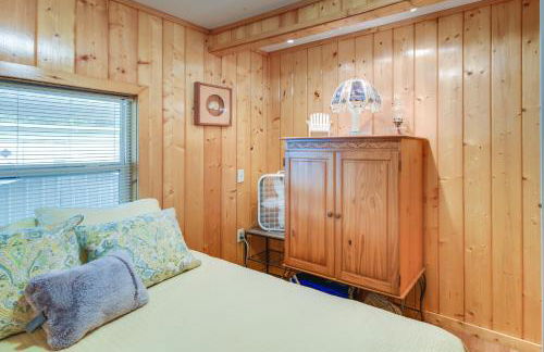 Satsuma Home with Fire Pit and Dunns Creek Access! - Foto 14