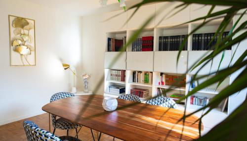 T5 Spacieux, Parking, Proche Gare et Centre - Foto 2