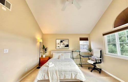 Stunning Oasis Retreat Pool Hot Tub SF Bay - Photo 35