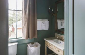 The Gilded Lady- The Gentleman's Room - Photo 8