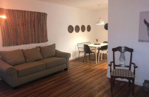 2 Bedroom Apartment Free Reserved Parking - Foto 45