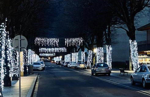 Ground Floor - Hauseman Building close to Thermes - Foto 34