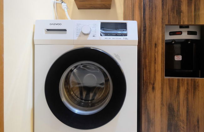 Fully Furnished Apartment with Comfortable Design 1BR Woodland Park Residence - Photo 9