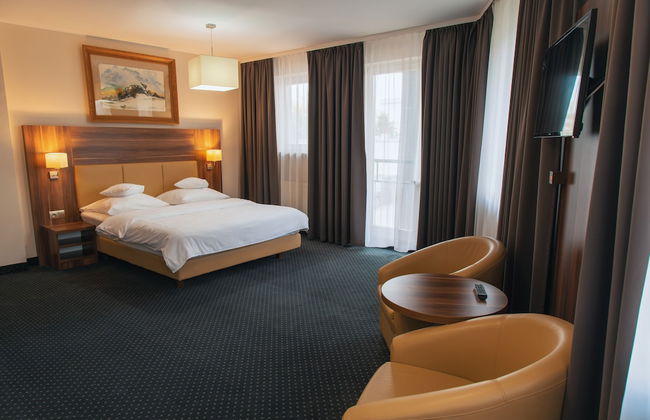 POLECZKI RESIDENCE APARTMENTS - Photo 14