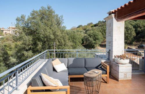 Prinus Country Retreat Apokoronas, heated pool, 13km from the sea - Photo 20